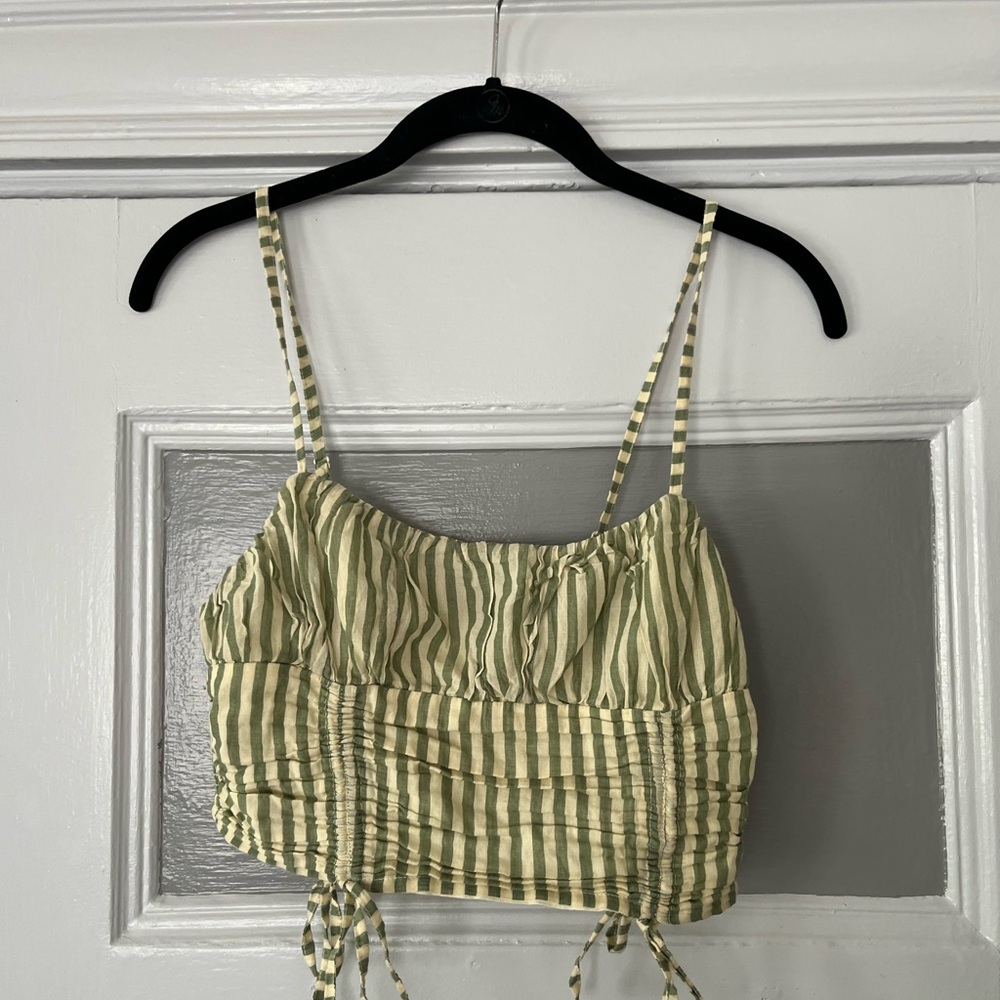 Urban outfitters ruched-front tie-front camisole tank. Great condition. Size S